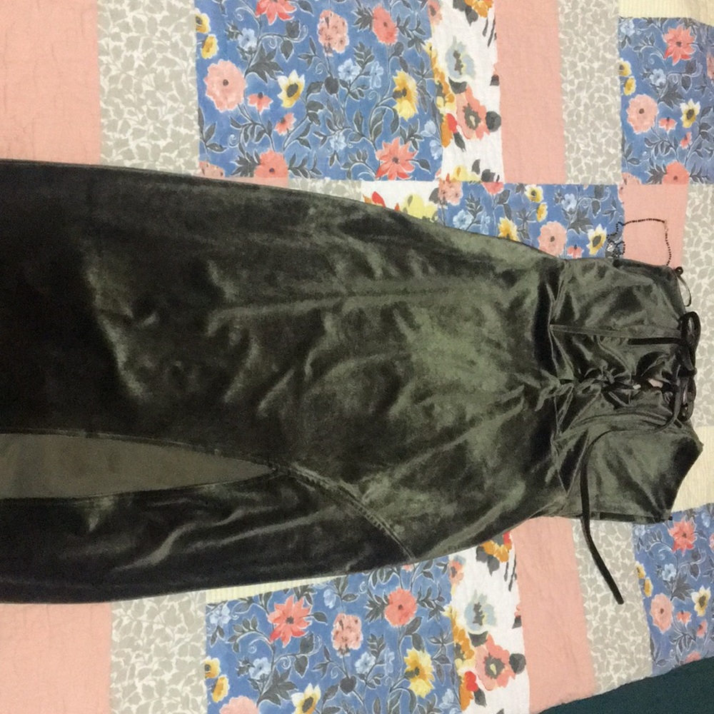 Strapless velvet midi dress in olive